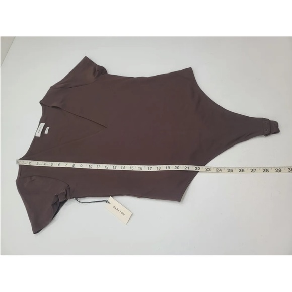 Babaton Contour V Neck Plunging Thong Bodysuit Short Sleeve Size XL Brow… - Picture 7 of 7